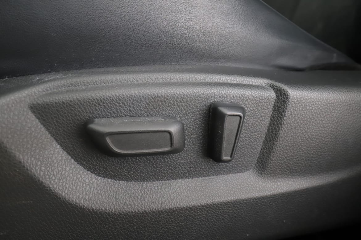 Vehicle Image 33