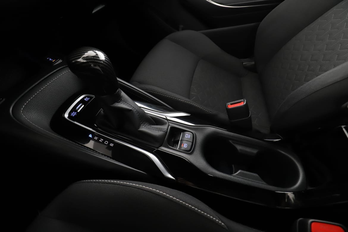 Vehicle Image 25