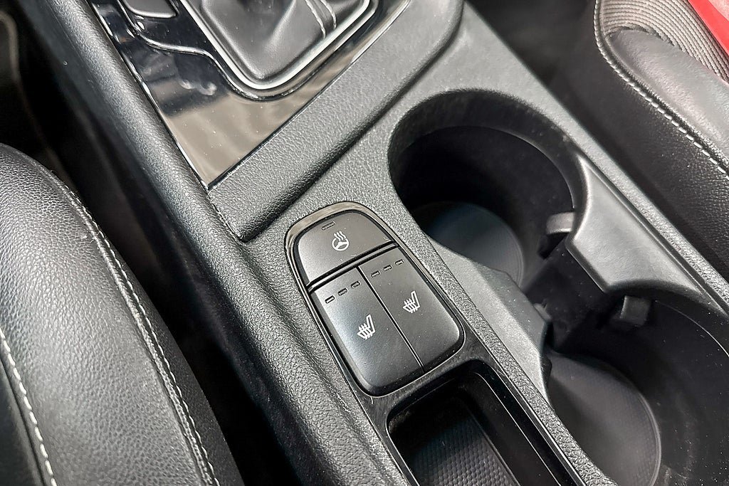 Vehicle Image 17
