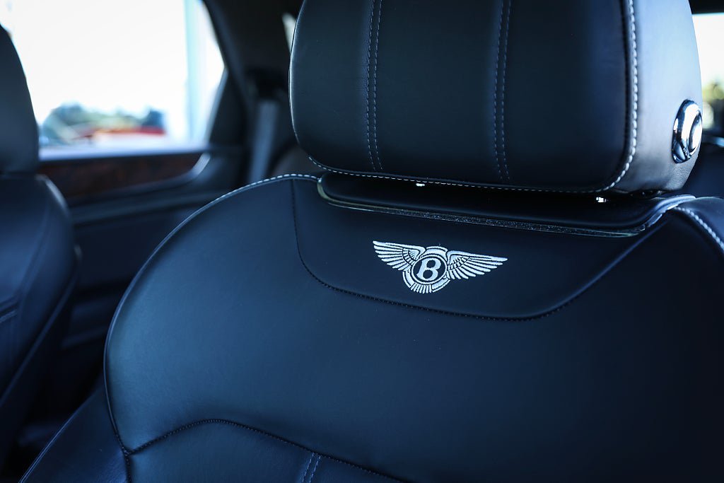 Vehicle Image 25