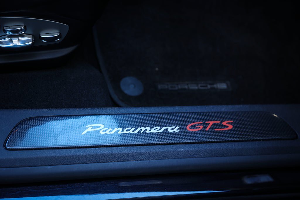 Vehicle Image 27