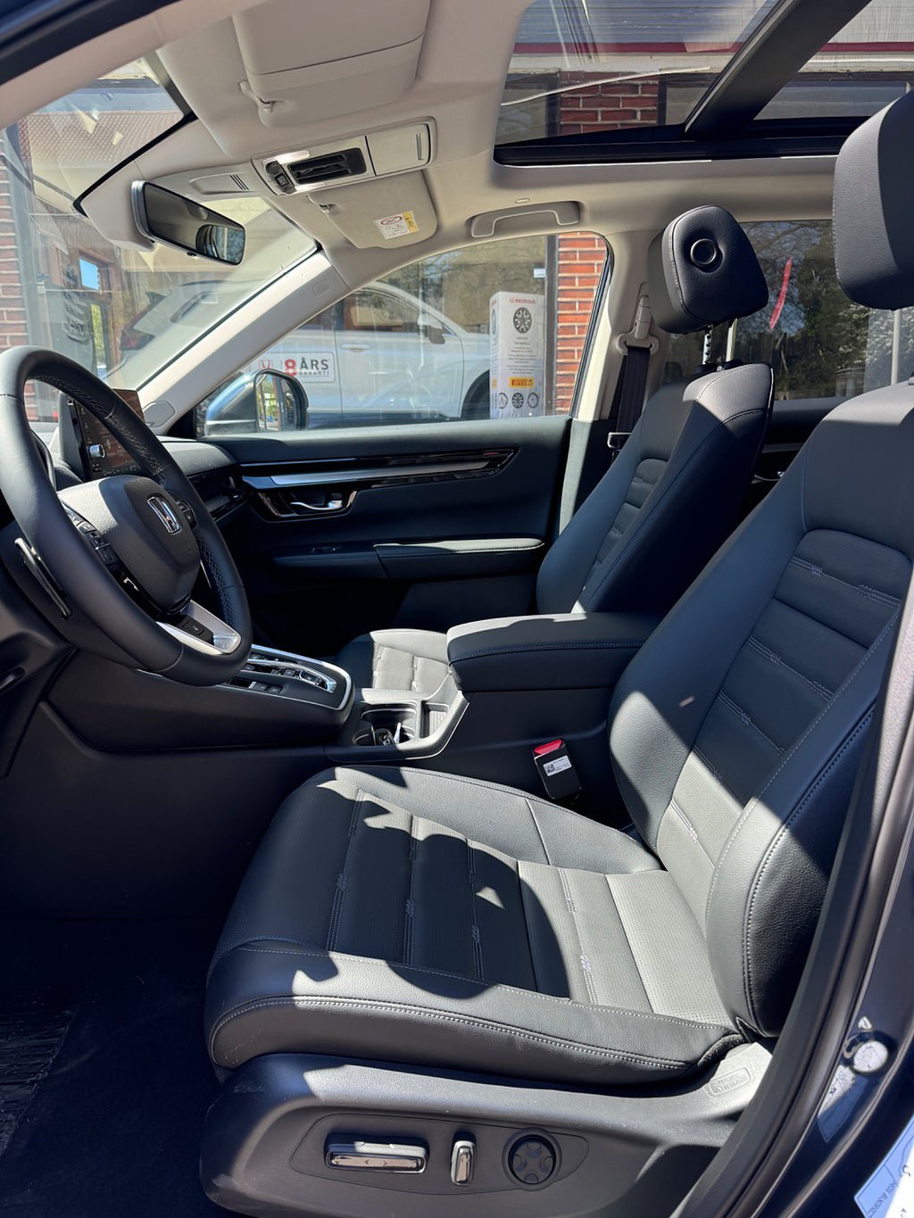 Vehicle Image 7