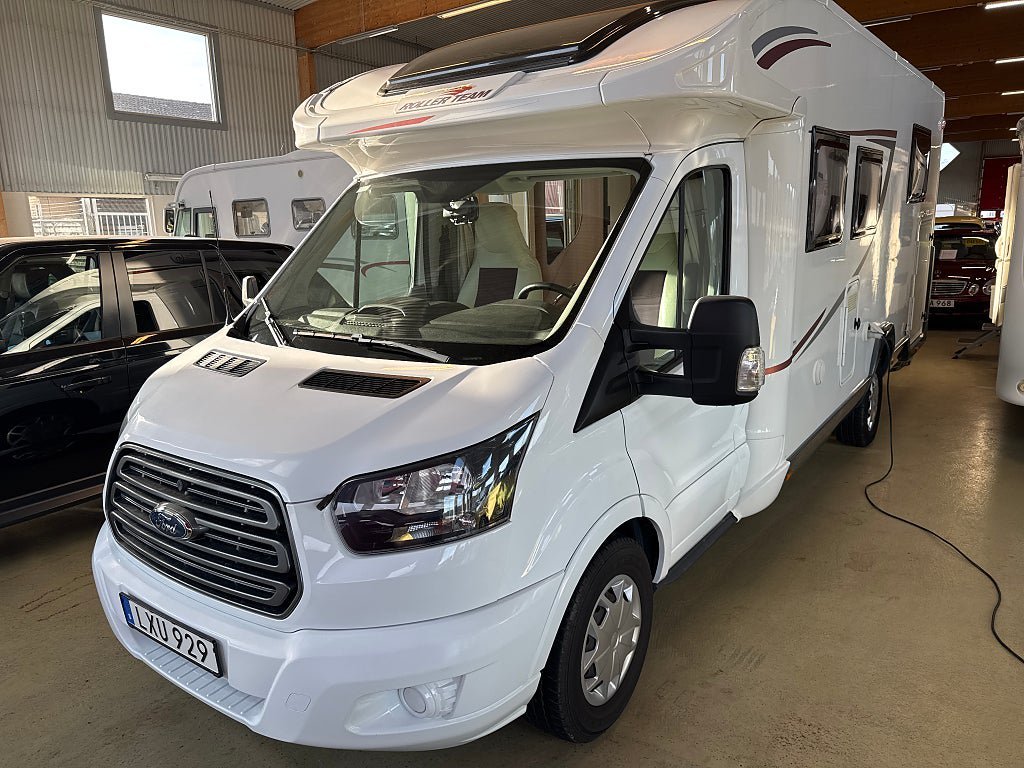 Vehicle Image 29
