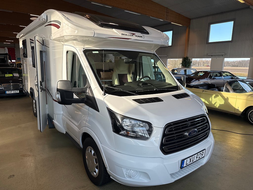 Vehicle Image 30