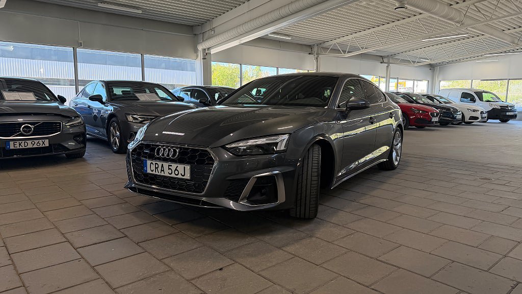 Vehicle Image 5