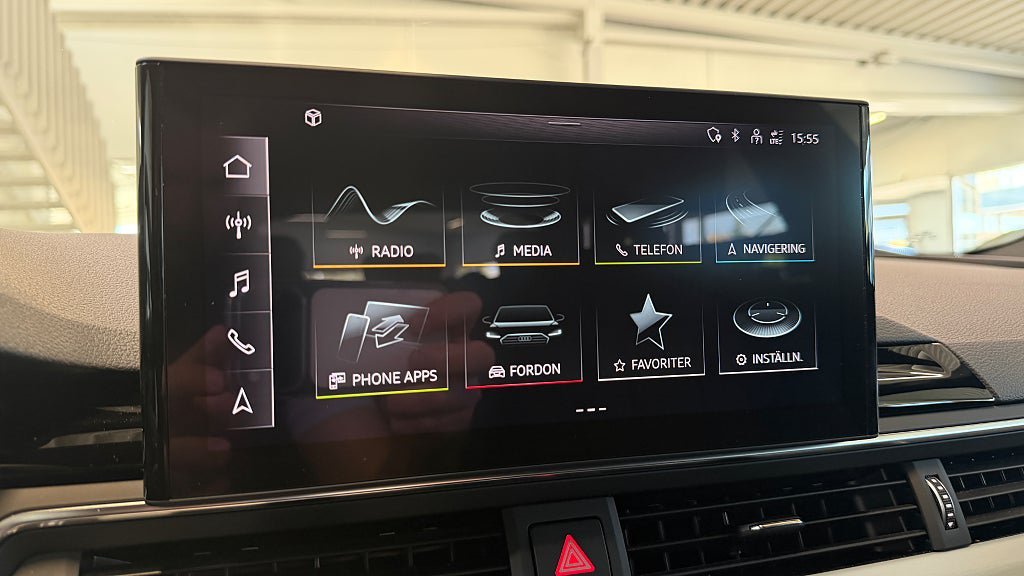 Vehicle Image 21