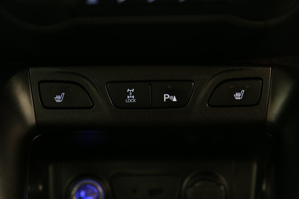 Vehicle Image 23
