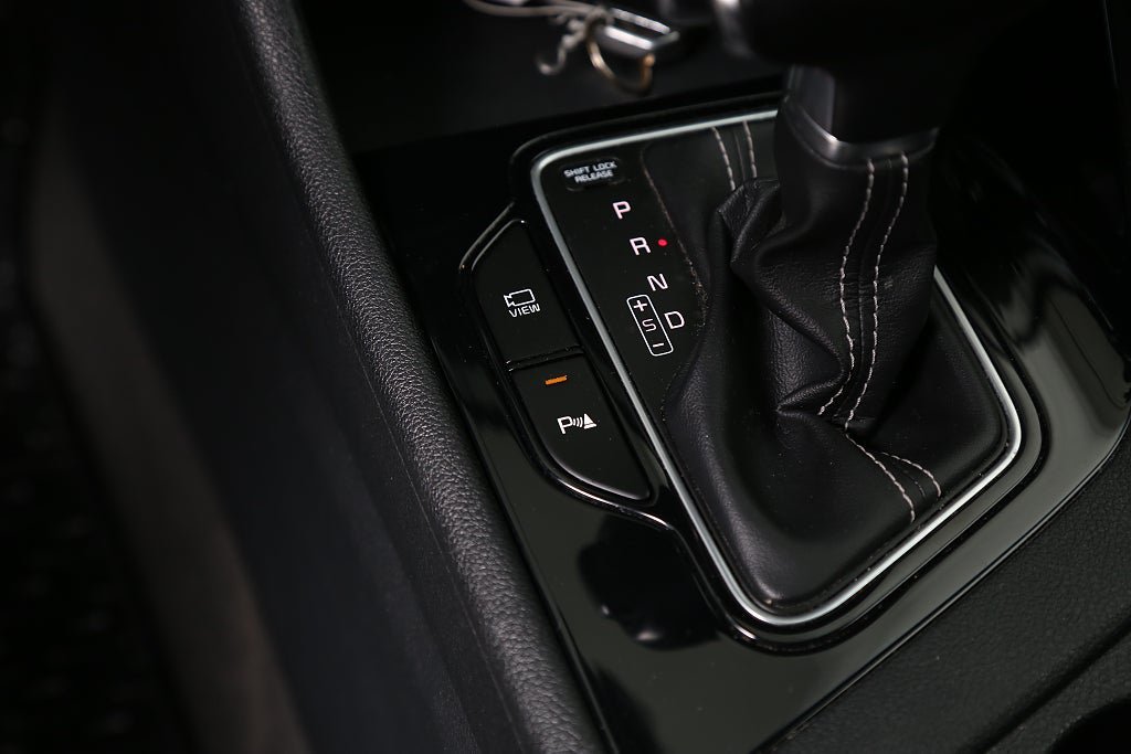 Vehicle Image 23