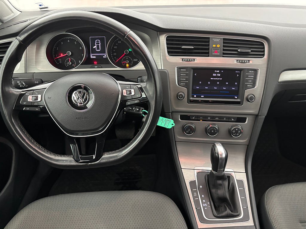 Vehicle Image 17