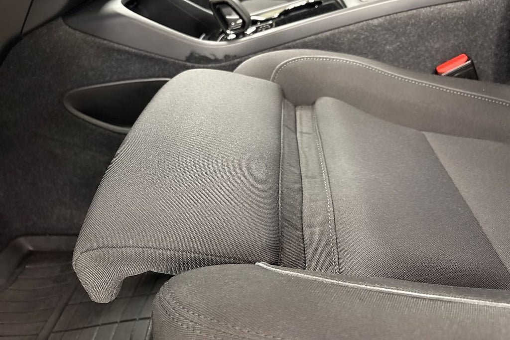 Vehicle Image 23