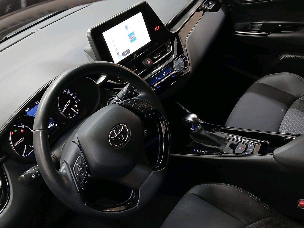 Vehicle Image 14