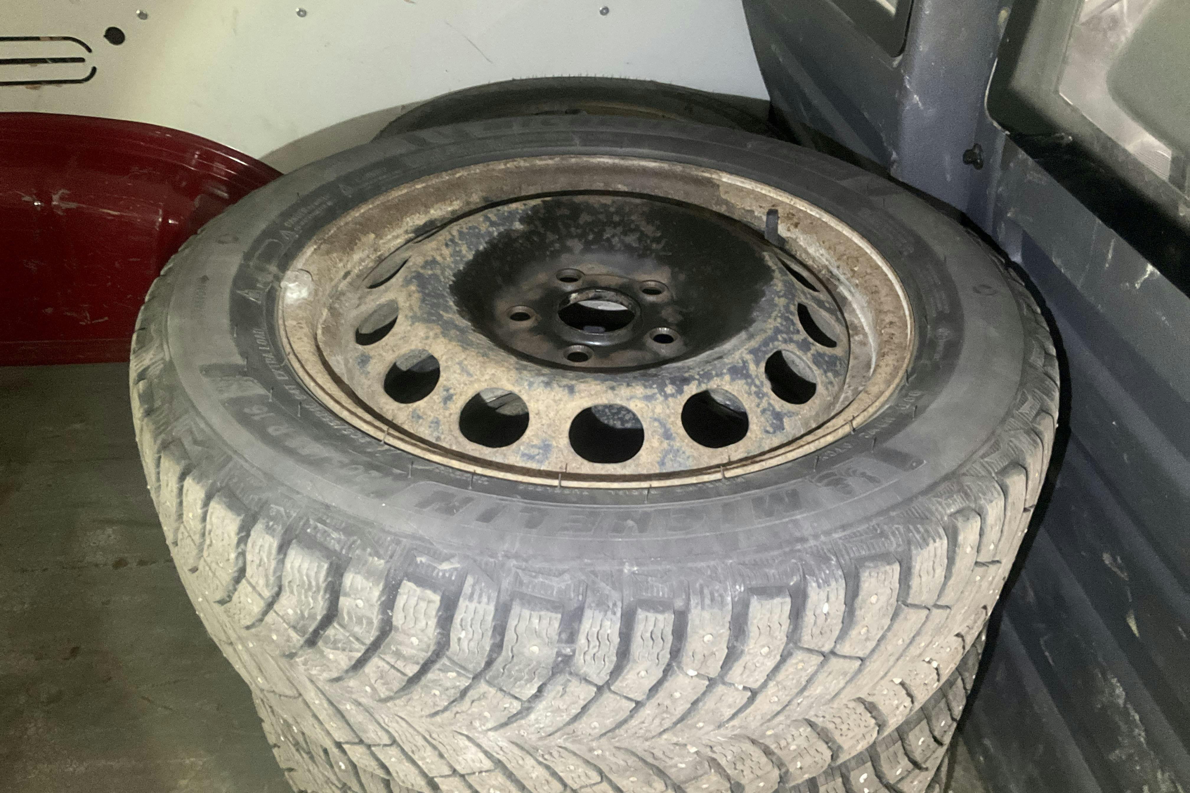 Vehicle Image 11