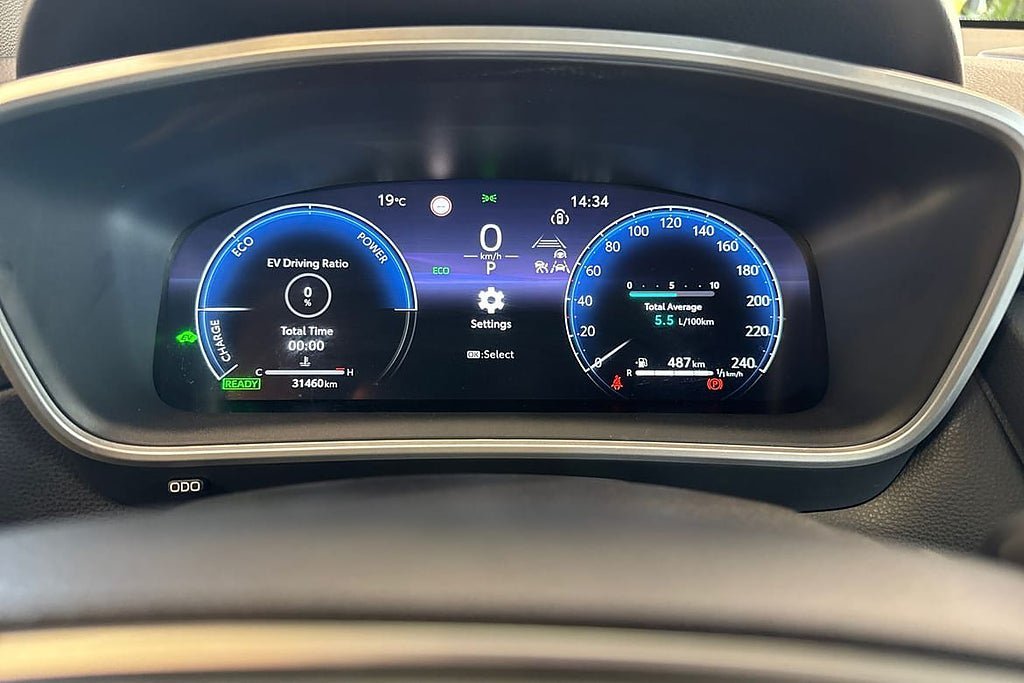 Vehicle Image 16