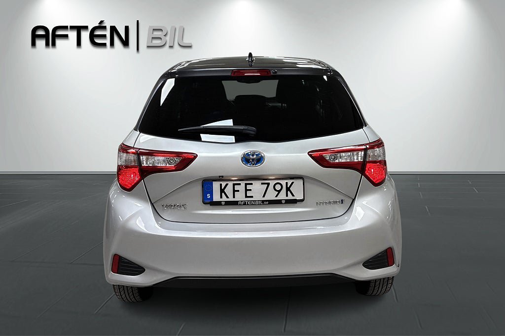 Vehicle Image 9