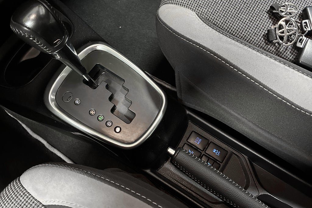 Vehicle Image 21