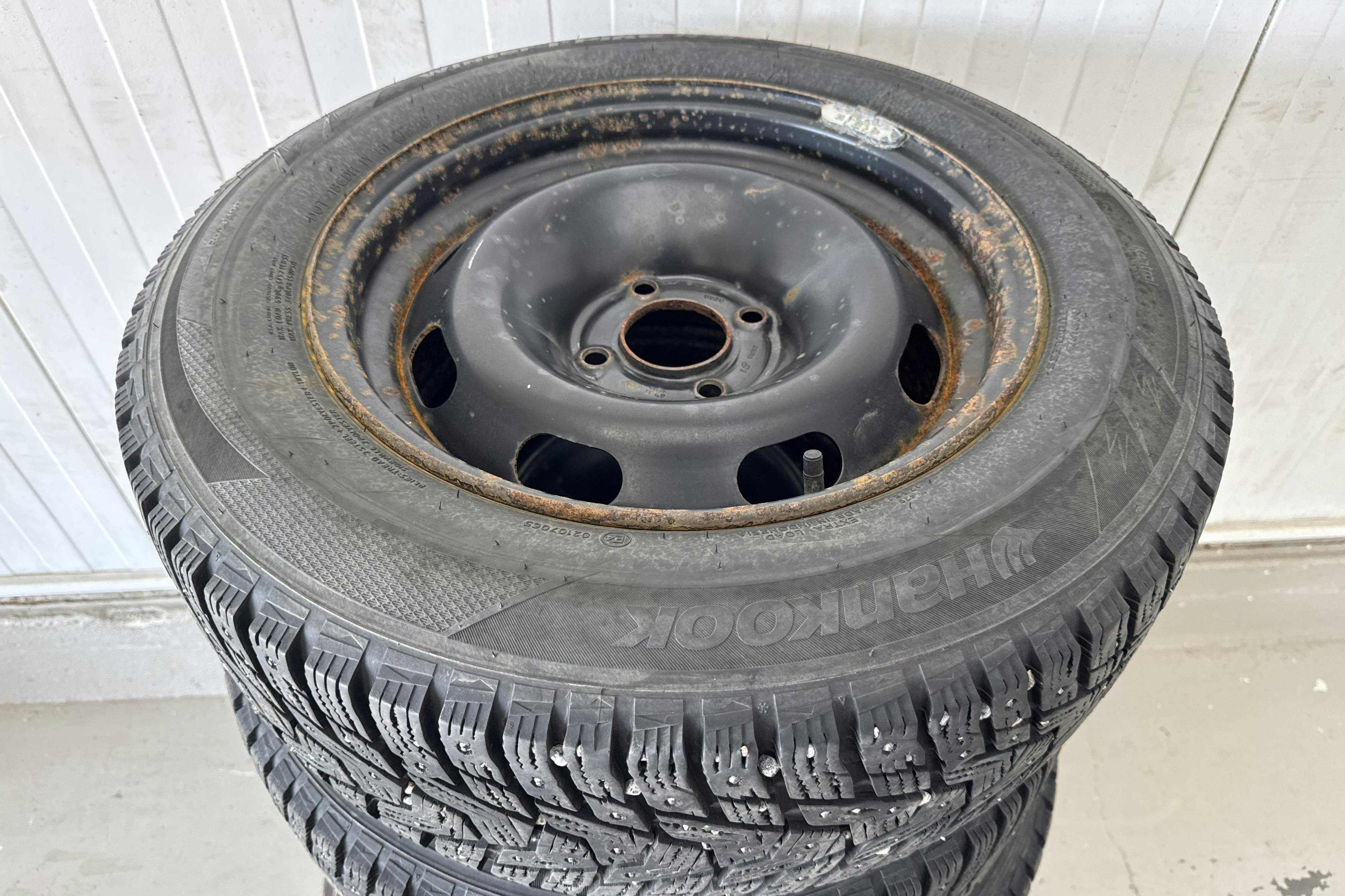 Vehicle Image 15