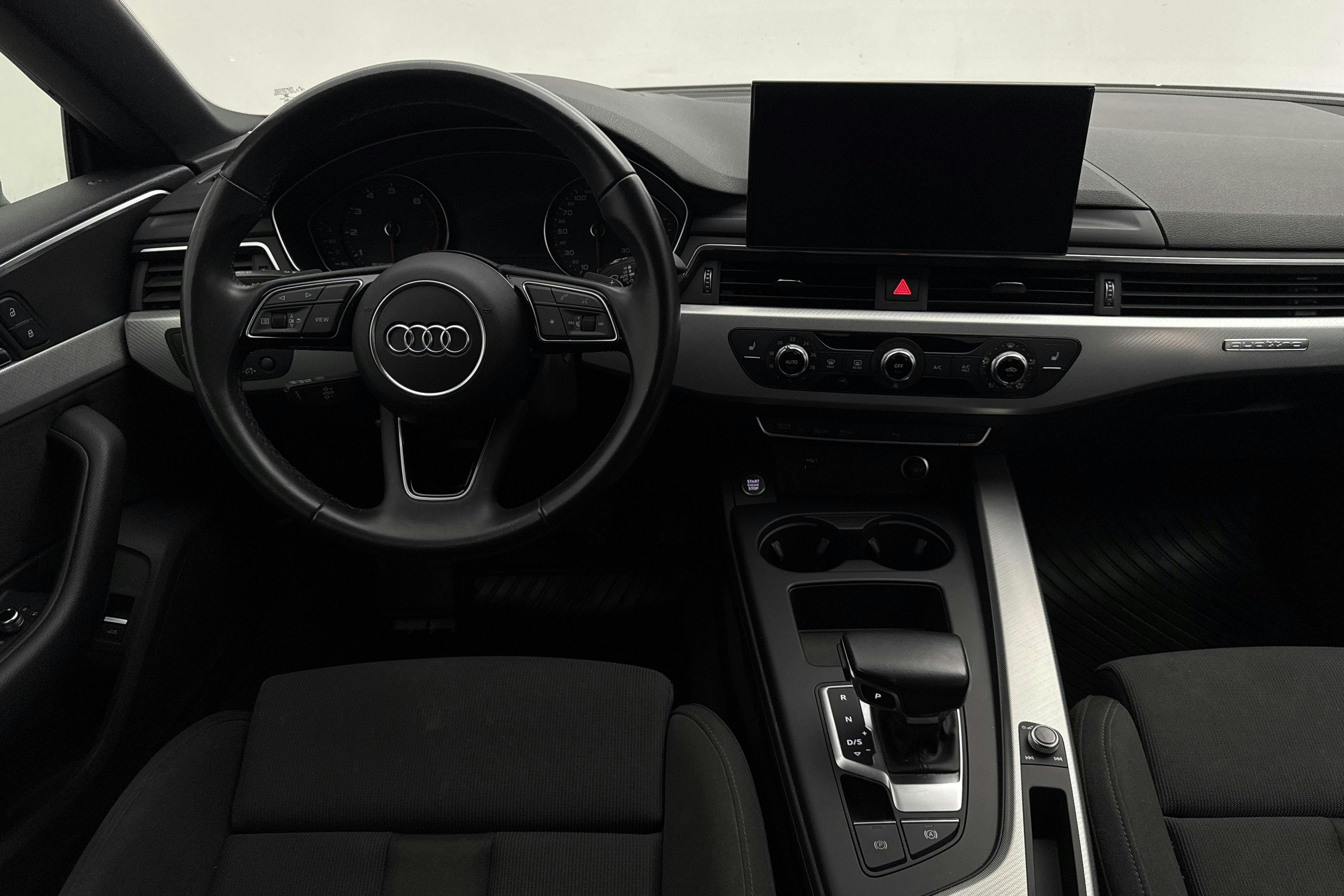 Vehicle Image 16