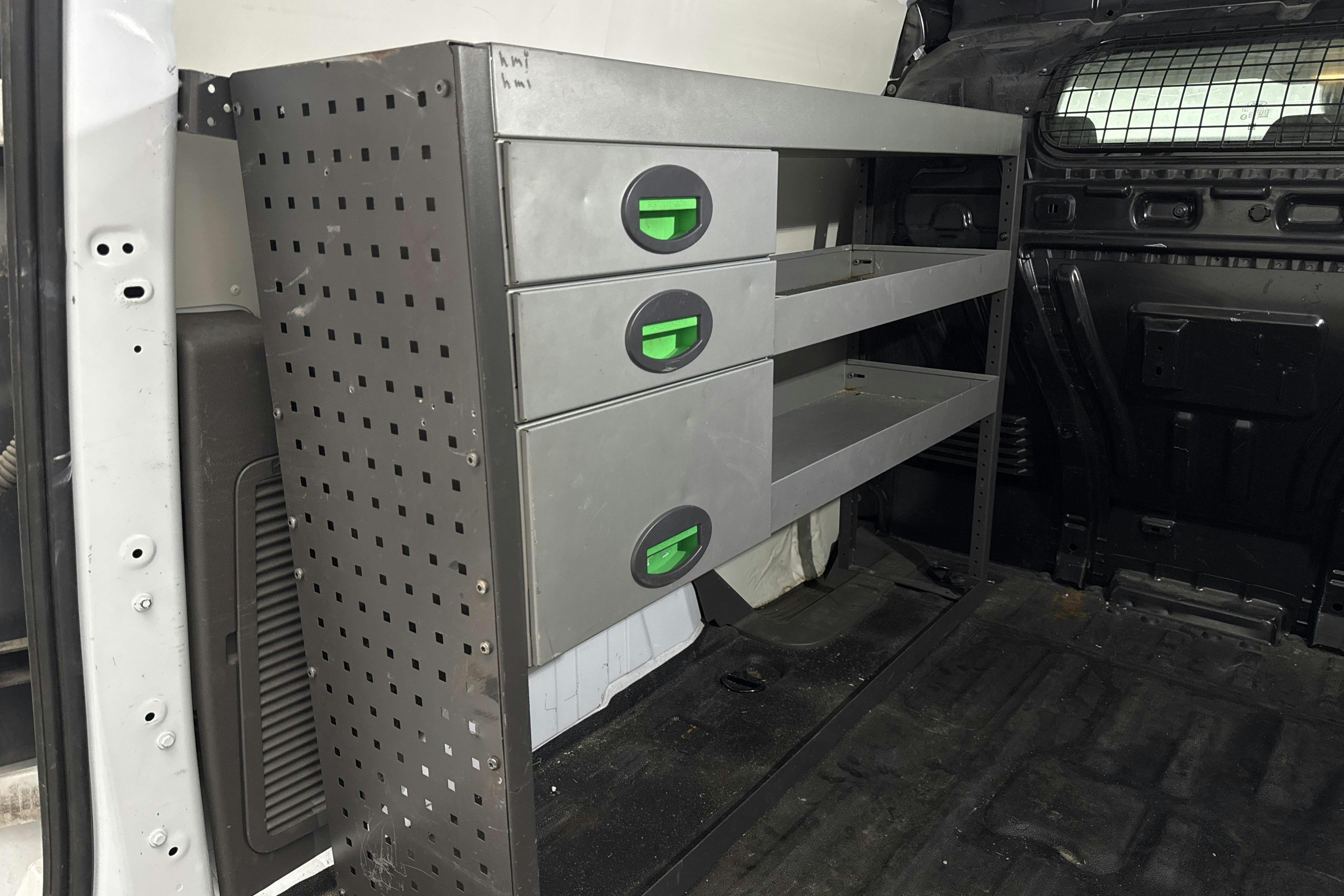 Vehicle Image 16