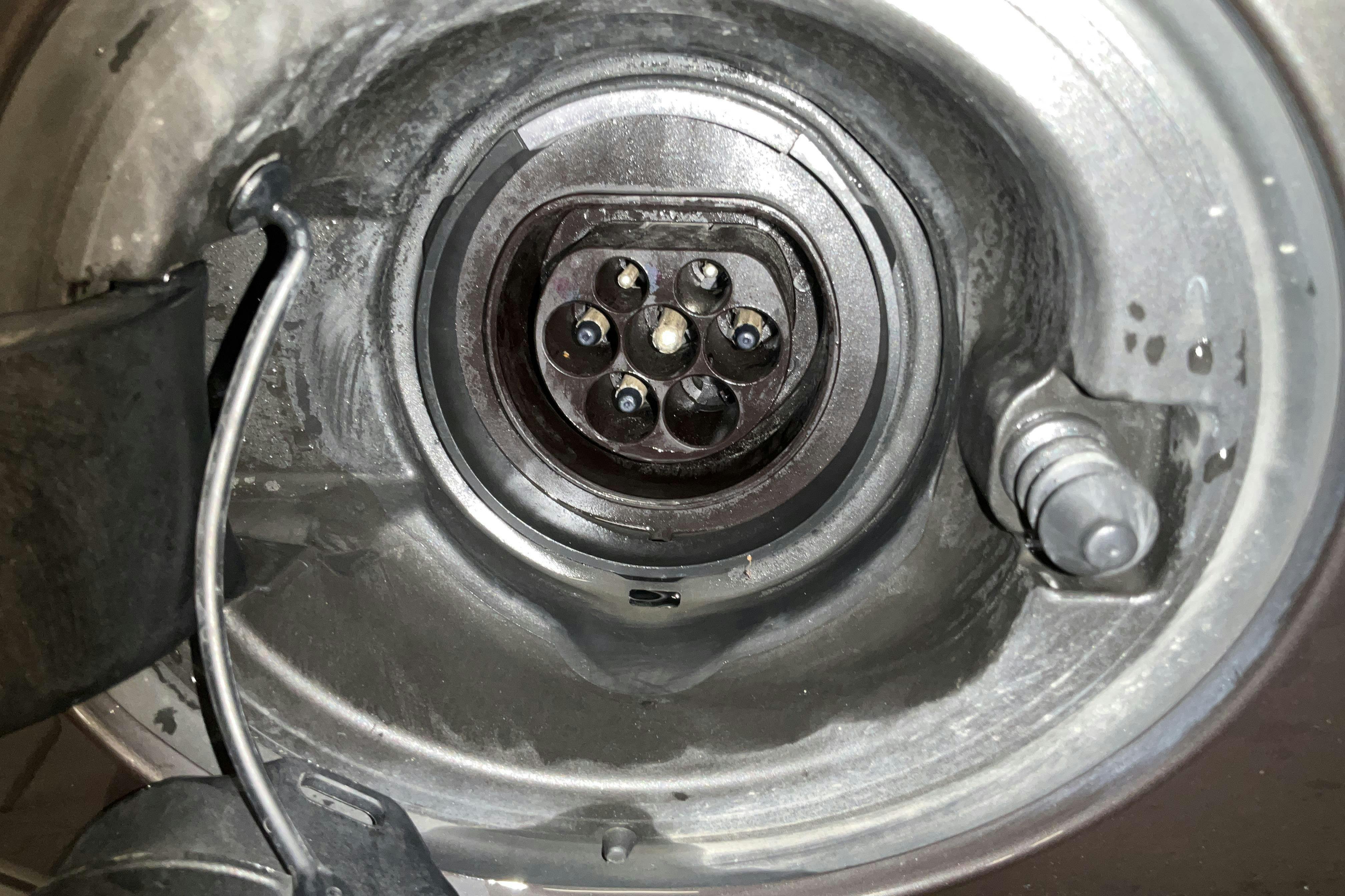 Vehicle Image 21