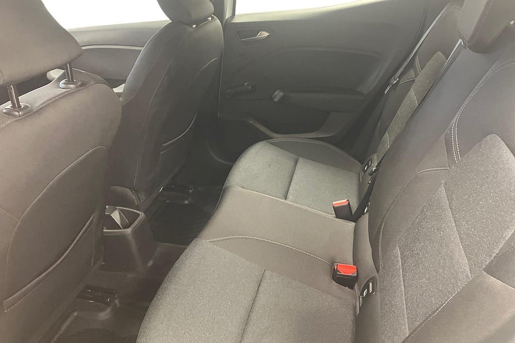 Vehicle Image 13