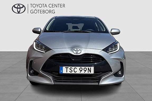 Vehicle Image 9