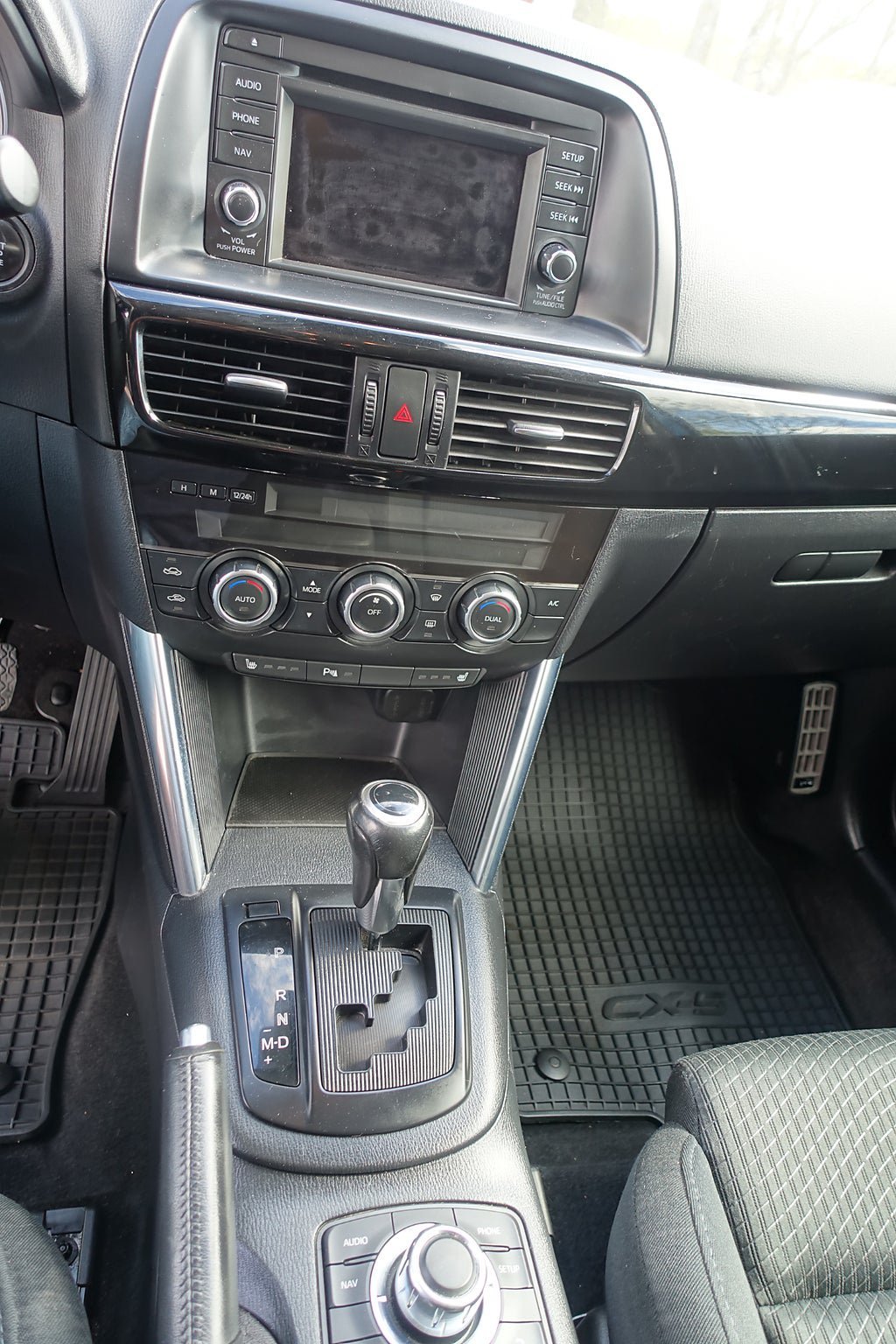 Vehicle Image 13