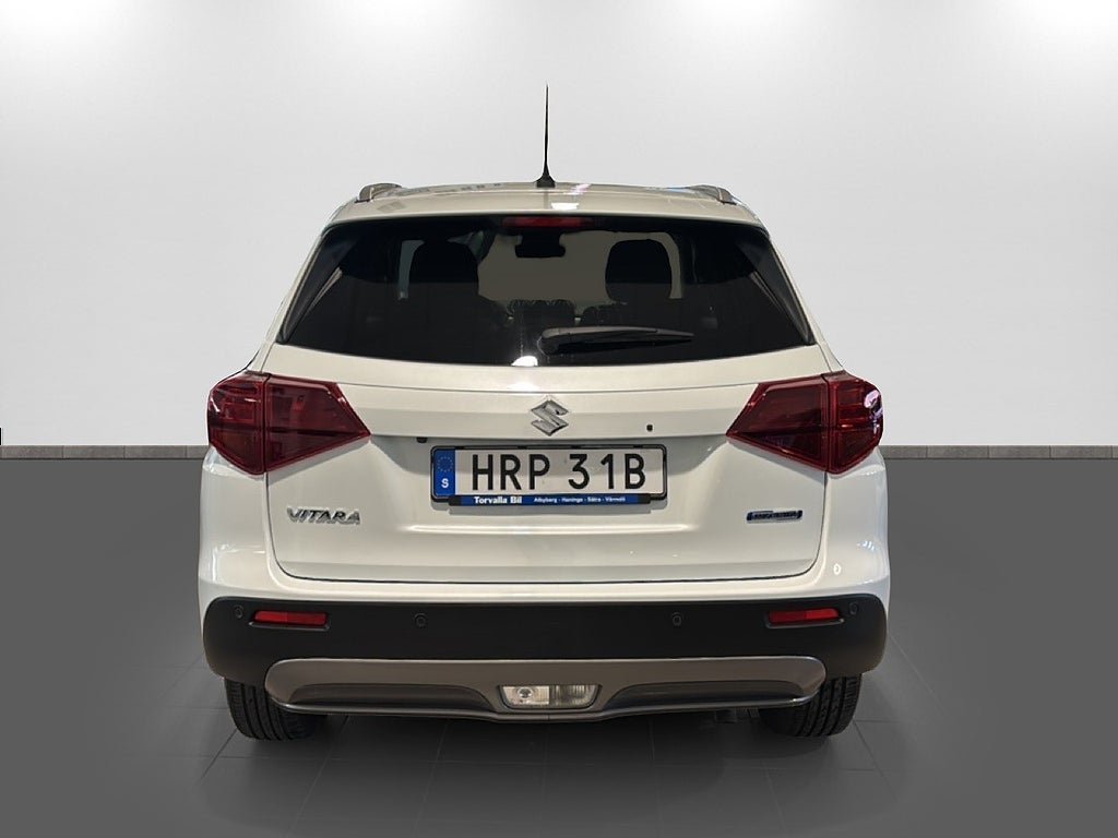 Vehicle Image 5