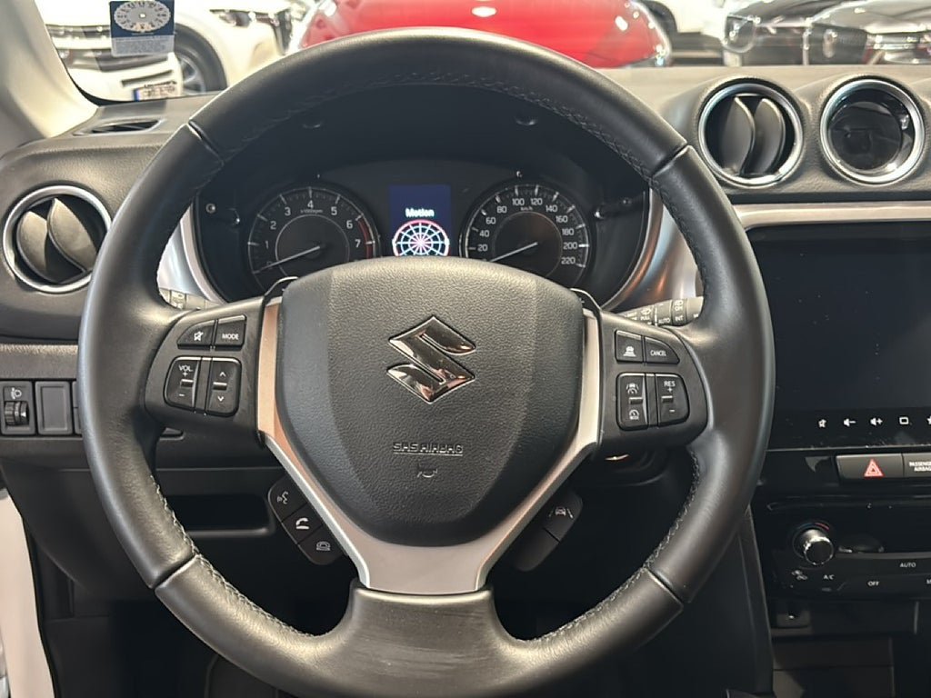 Vehicle Image 16