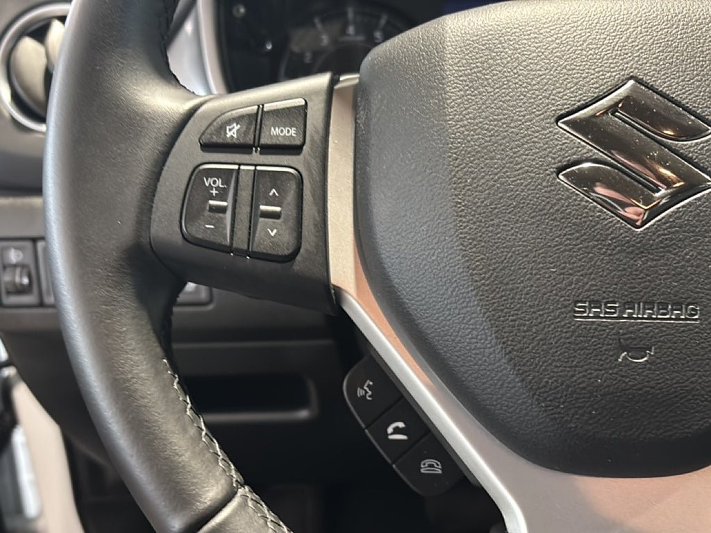 Vehicle Image 17