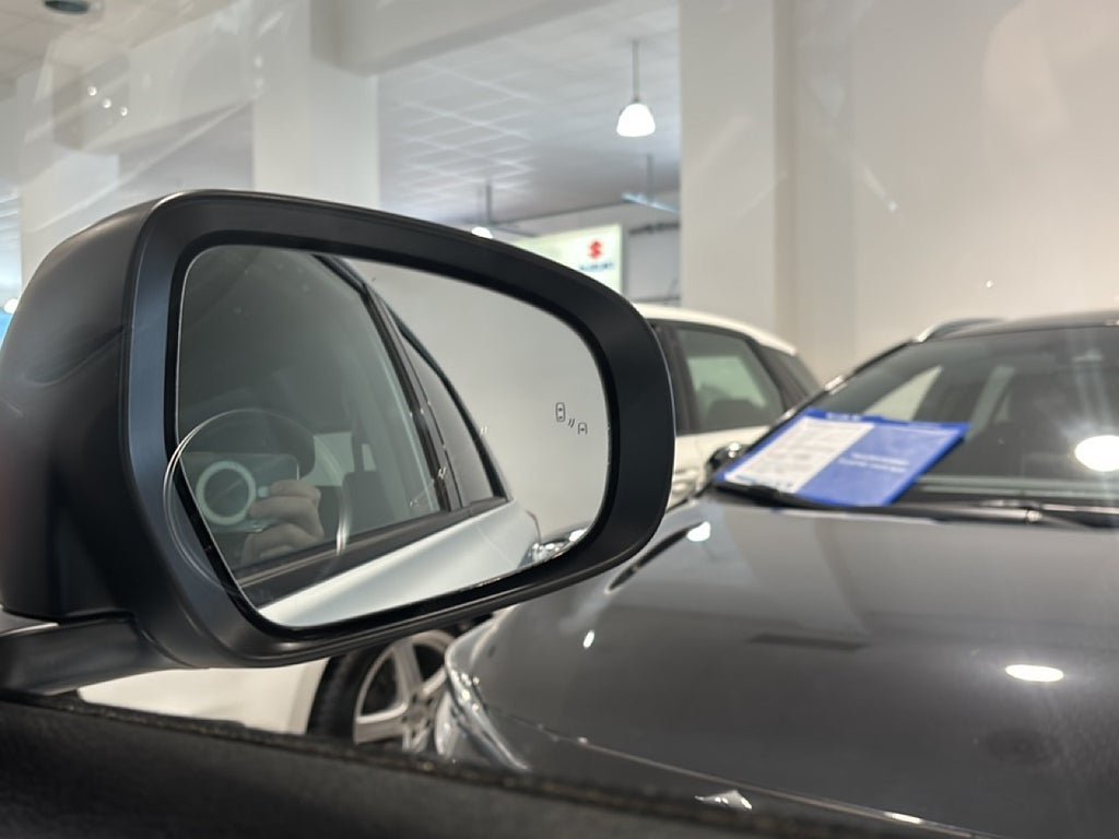 Vehicle Image 22