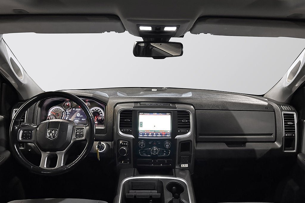 Vehicle Image 13