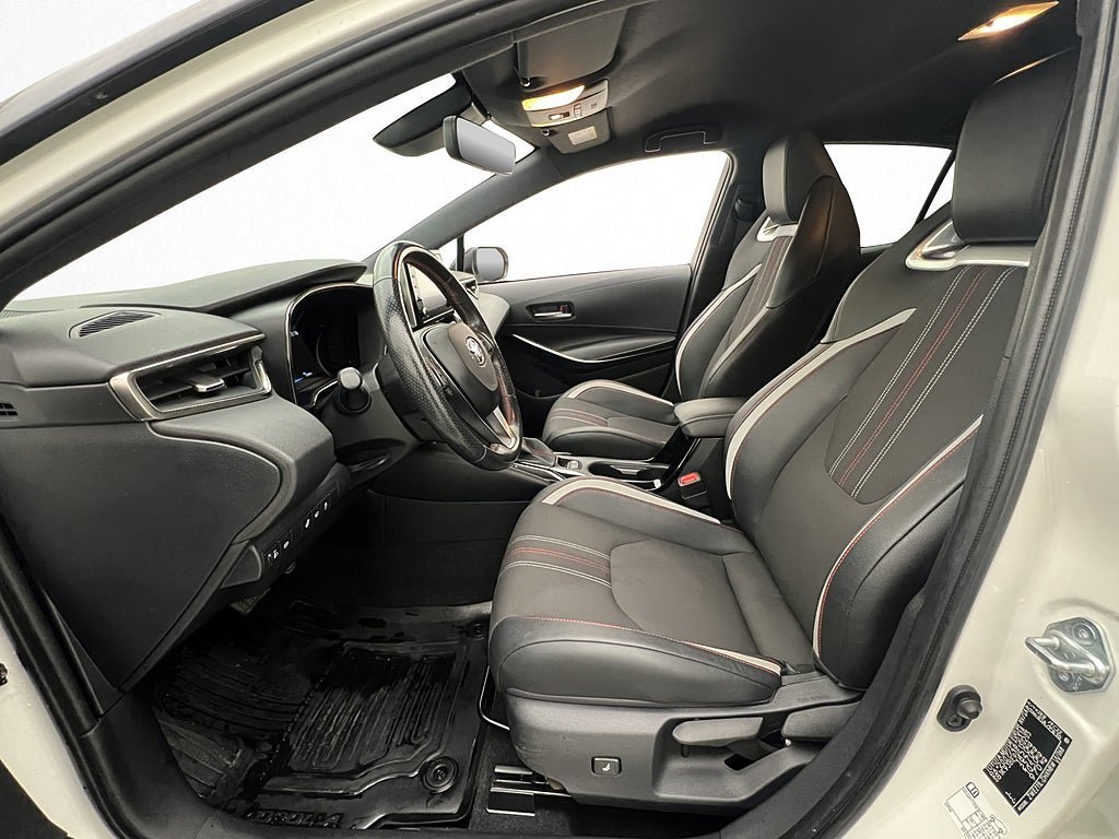 Vehicle Image 9