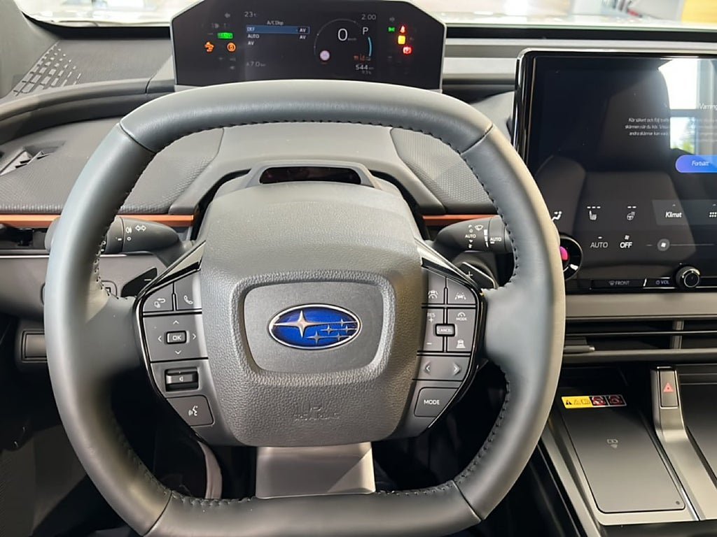 Vehicle Image 14