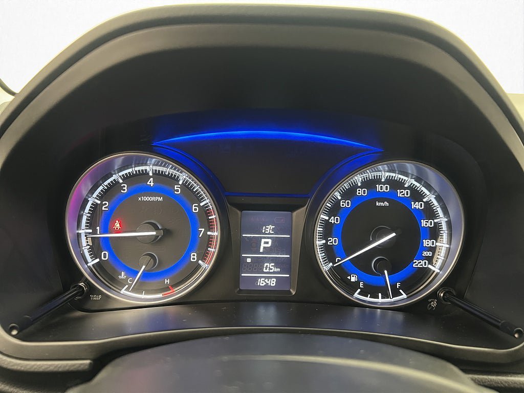 Vehicle Image 15
