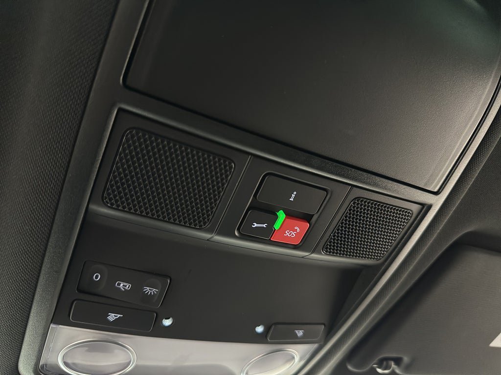 Vehicle Image 24