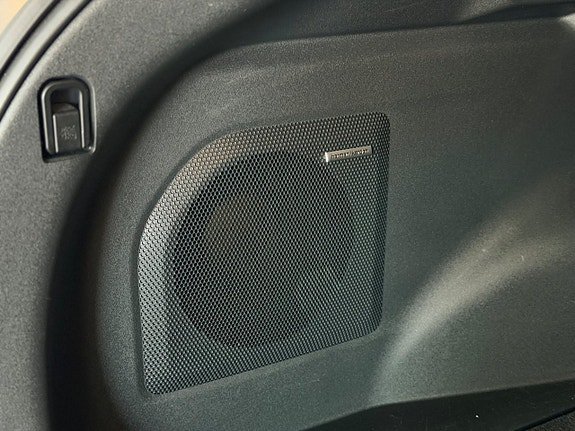Vehicle Image 34