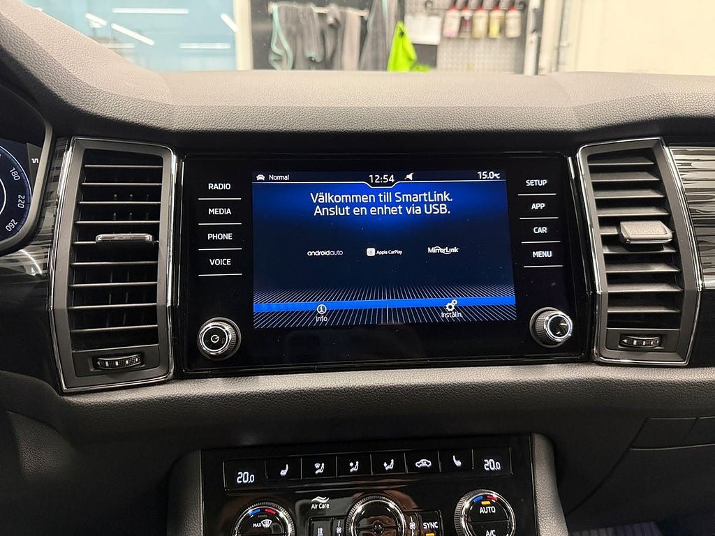 Vehicle Image 17