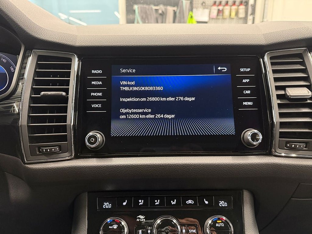 Vehicle Image 19