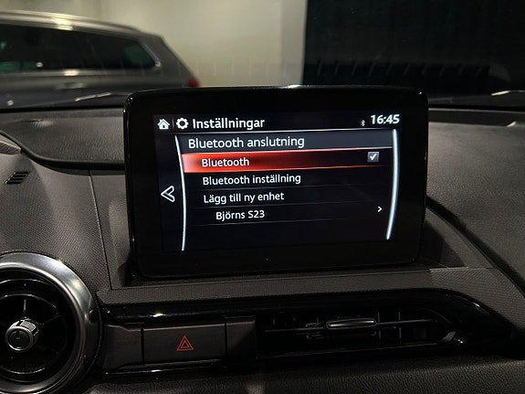 Vehicle Image 22