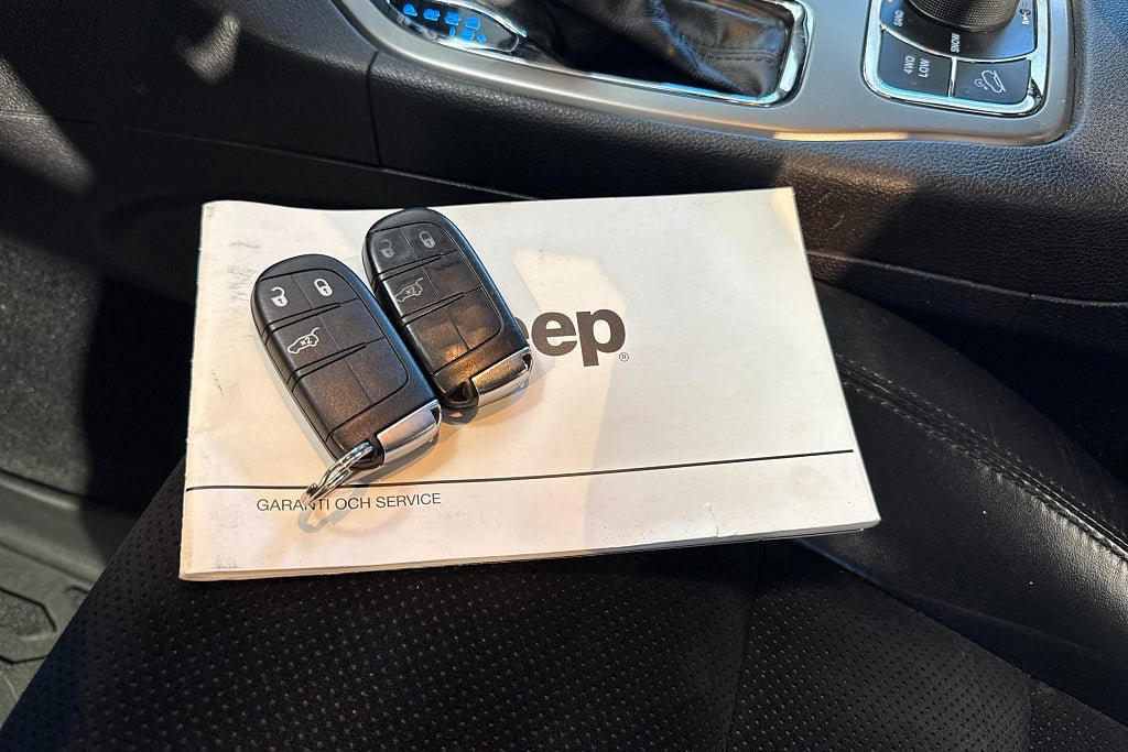 Vehicle Image 33
