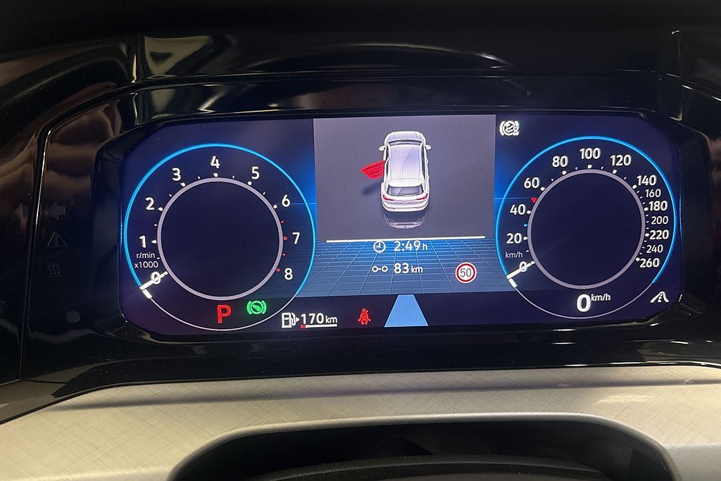 Vehicle Image 25