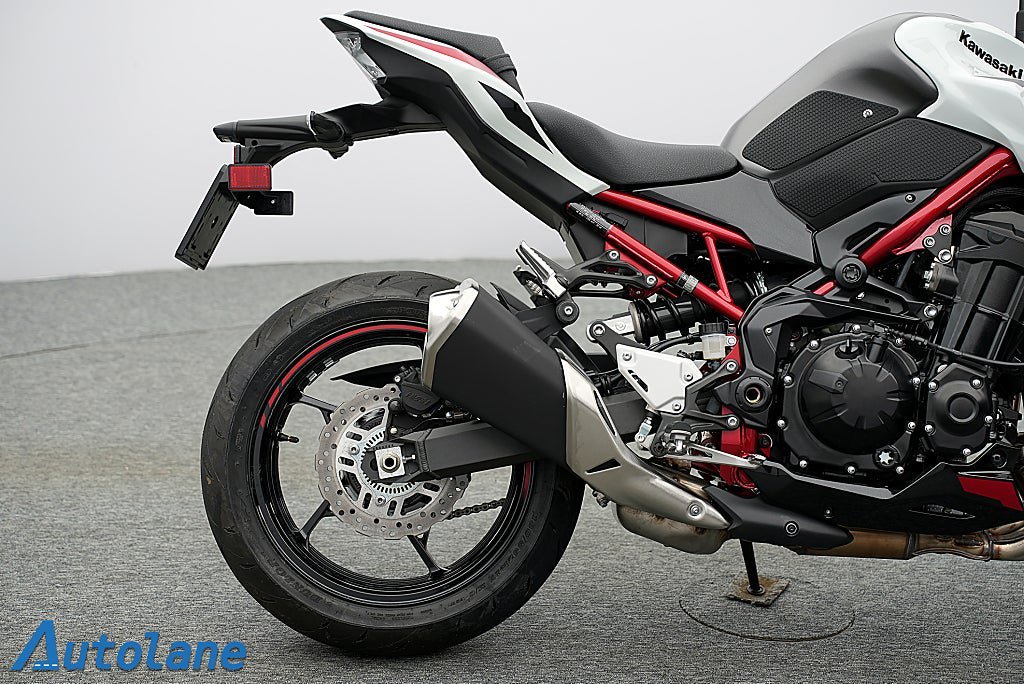 Vehicle Image 10