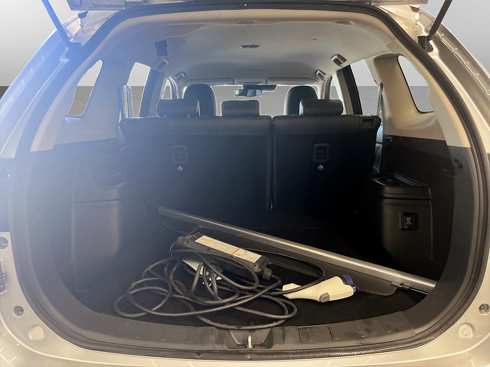 Vehicle Image 19