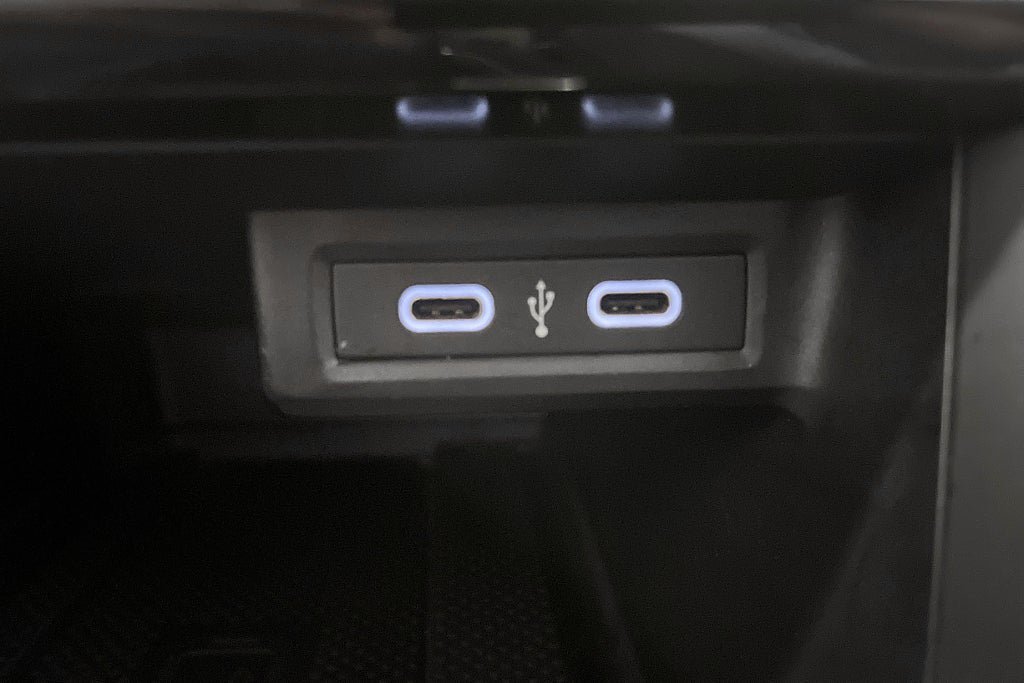 Vehicle Image 24