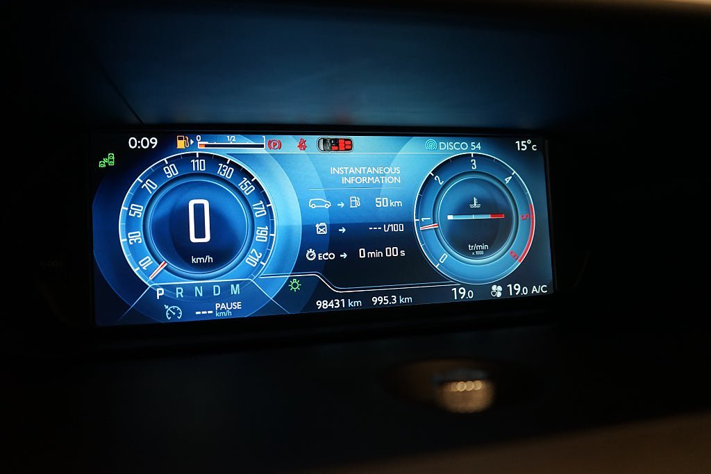 Vehicle Image 13