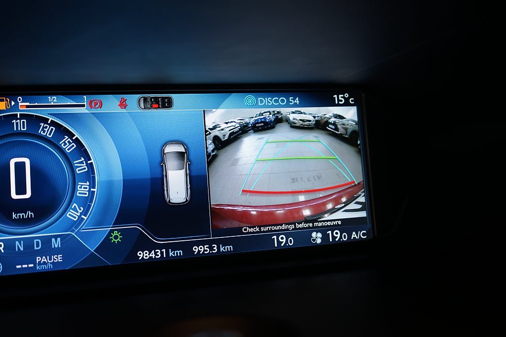 Vehicle Image 15