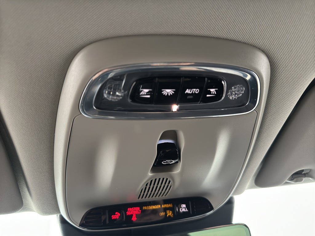 Vehicle Image 33