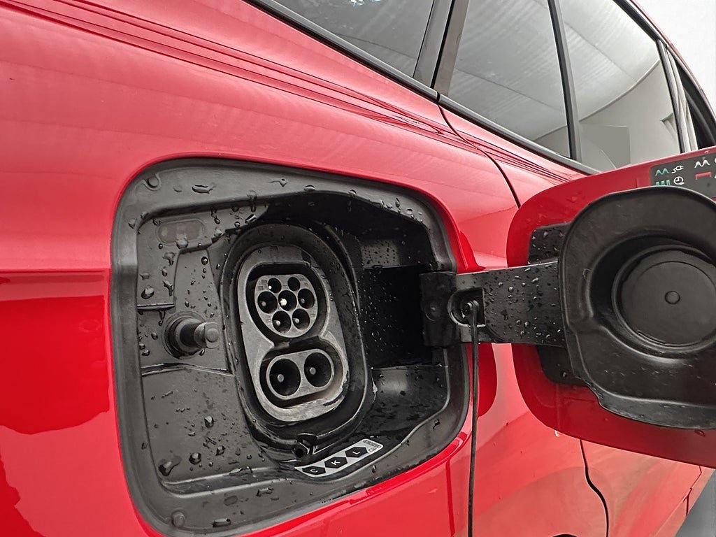 Vehicle Image 35