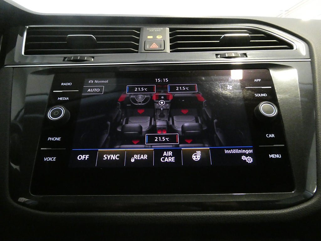 Vehicle Image 24