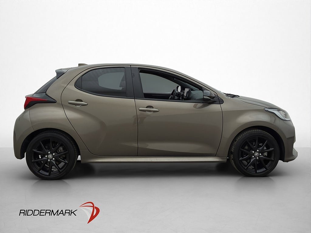 Vehicle Image 9